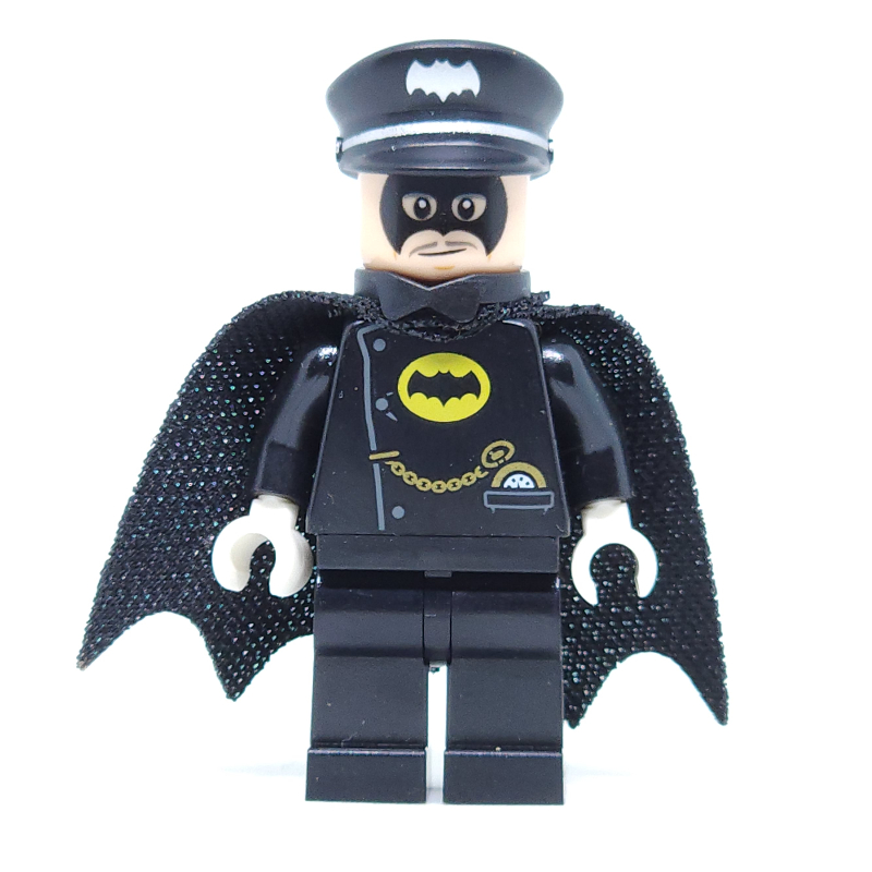 Alfred Pennyworth, chauffeur batsuit (Alfred Pennyworth, Chauffeur Batsuit)