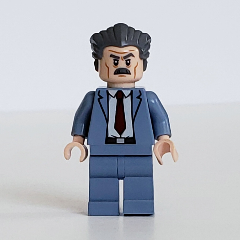 J. jonah jameson, tenue bleu sable (J. Jonah Jameson, Sand Blue Suit)