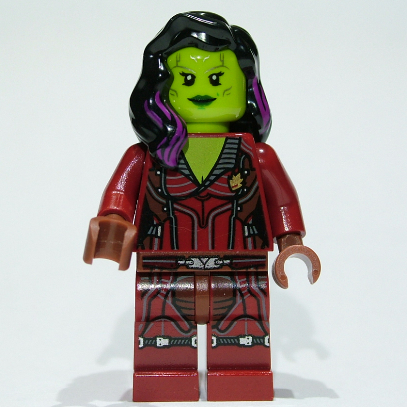 Gamora en tenue rouge foncé (Gamora in Dark Red Outfit)