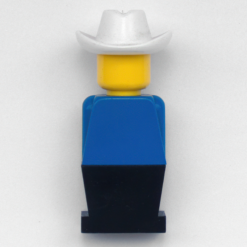 Torse bleu LEGOLAND, jambes noires, avec tête de cowboy (LEGOLAND Blue Torso, Black Legs, With Cowboy Head)