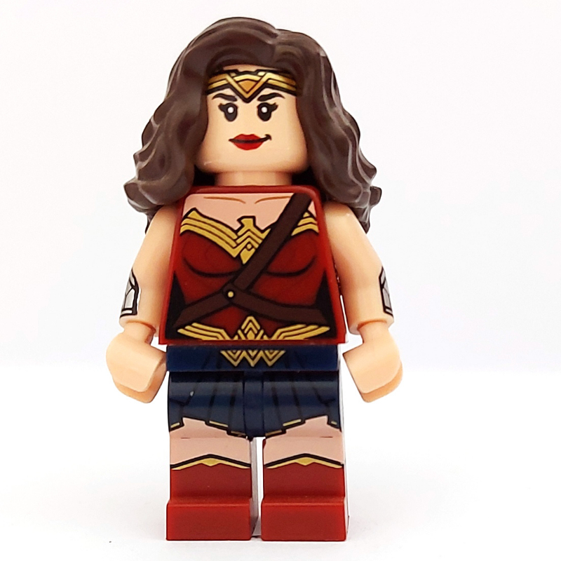 Wonder femme avec des cheveux bruns foncés (dceu) (Wonder Woman with Dark Brown Hair (DCEU))