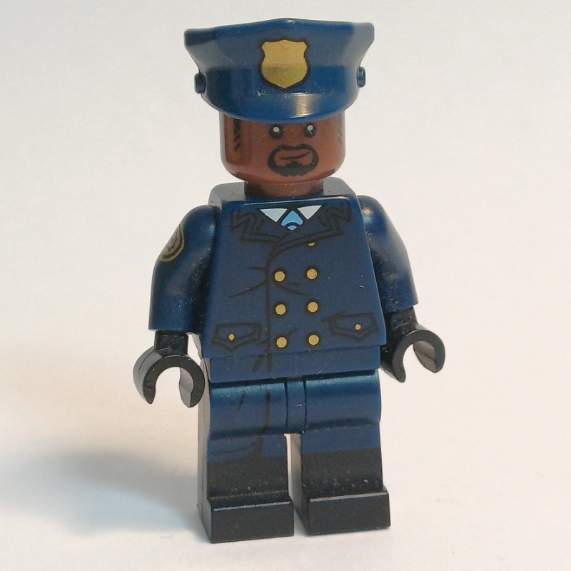 Gcpd officier en chapeau de police bleu foncé avec badge d'or (GCPD Officer in Dark Blue Police Hat with Gold Badge)