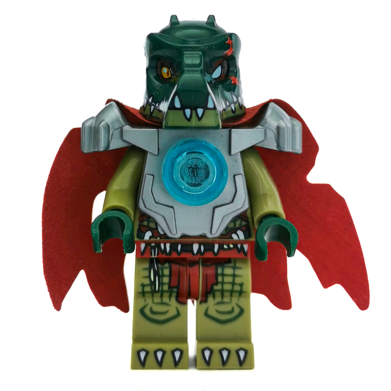 Cragger avec armure d'épaule, et cape en lambeaux (Cragger with Shoulder Armor, and Tattered Cape)