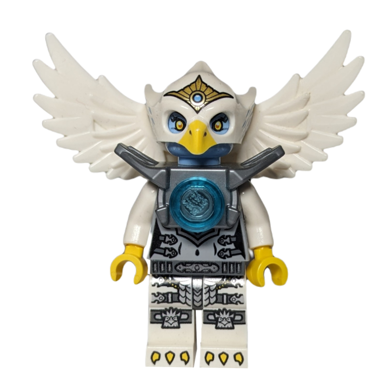 Eris en tenue argentée avec armure d'épaule plate argentée (Eris in Silver Outfit with Flat Silver Shoulder Armor)