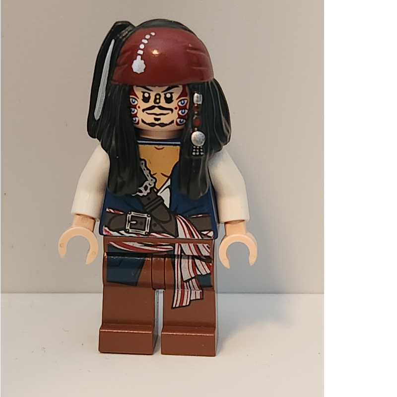 Moineau capitaine jack avec maquillage cannibale (Captain Jack Sparrow with Cannibal Make-up)