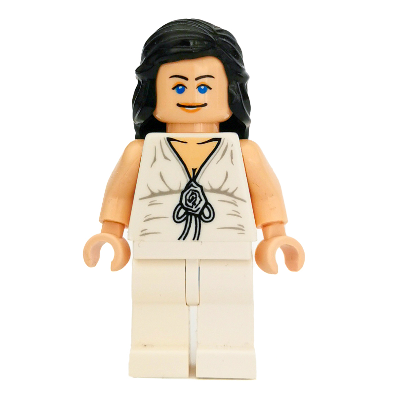 Marion Ravenwood dans une tenue blanche (Marion Ravenwood in White Outfit)