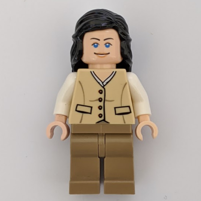 Marion Ravenwood en tenue de beige (Marion Ravenwood in Tan Outfit)