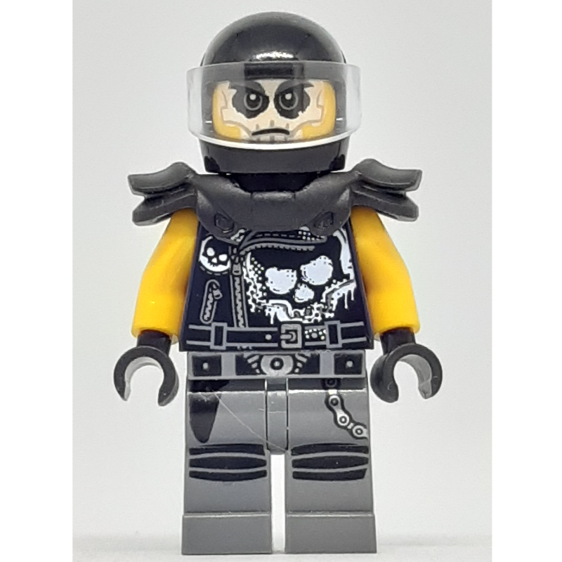 Chopper marron avec casque noir et armure d'épaule (Chopper Maroon with Black Helmet and Shoulder Armor)