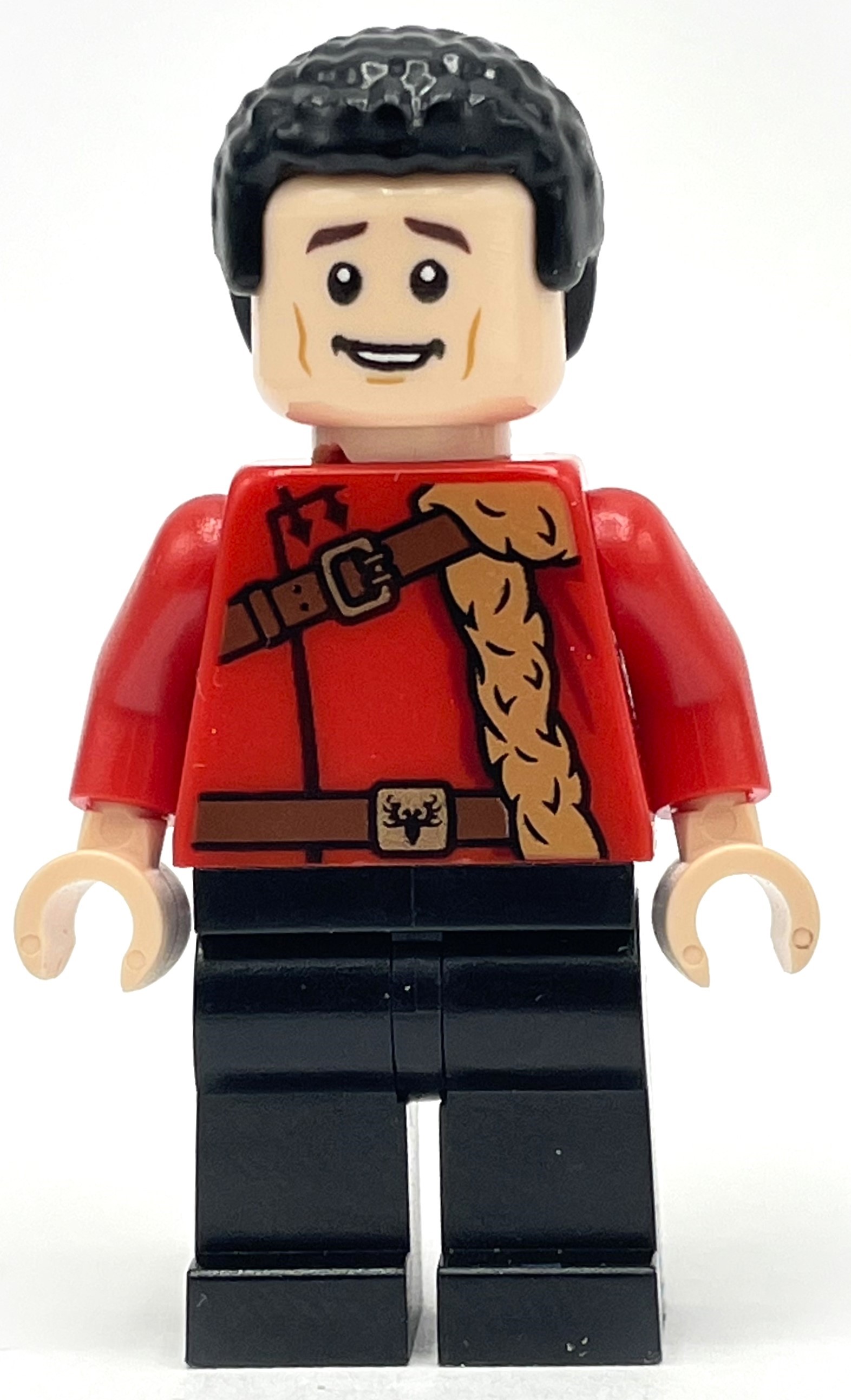 Viktor Krum, veste rouge avec bretelles (Viktor Krum, Red Jacket with Straps)