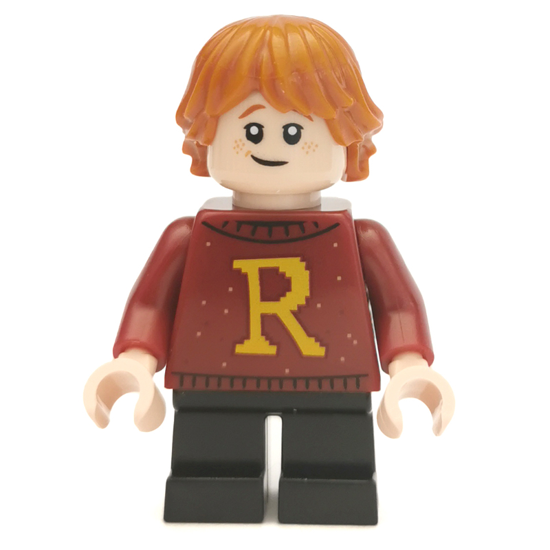 Ron Weasley, chandail rouge foncé avec monogramme 'r' (Ron Weasley, Dark Red Sweater with 'R' Monogram)