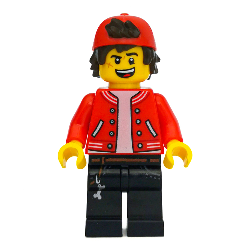 Jack Davids, veste rouge avec casquette rouge arrière, effrayé / bouche ouverte (Jack Davids, Red Jacket with Backwards Red Cap, Scared / Open Mouth)