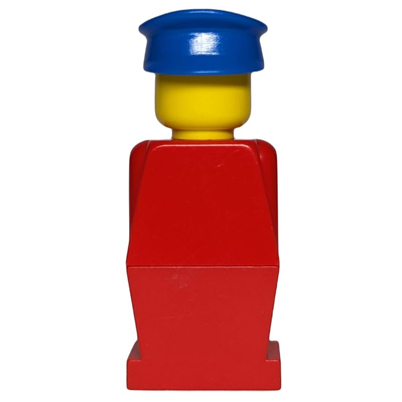 LEGOLAND rouge avec chapeau bleu (LEGOLAND Red with Blue Hat)
