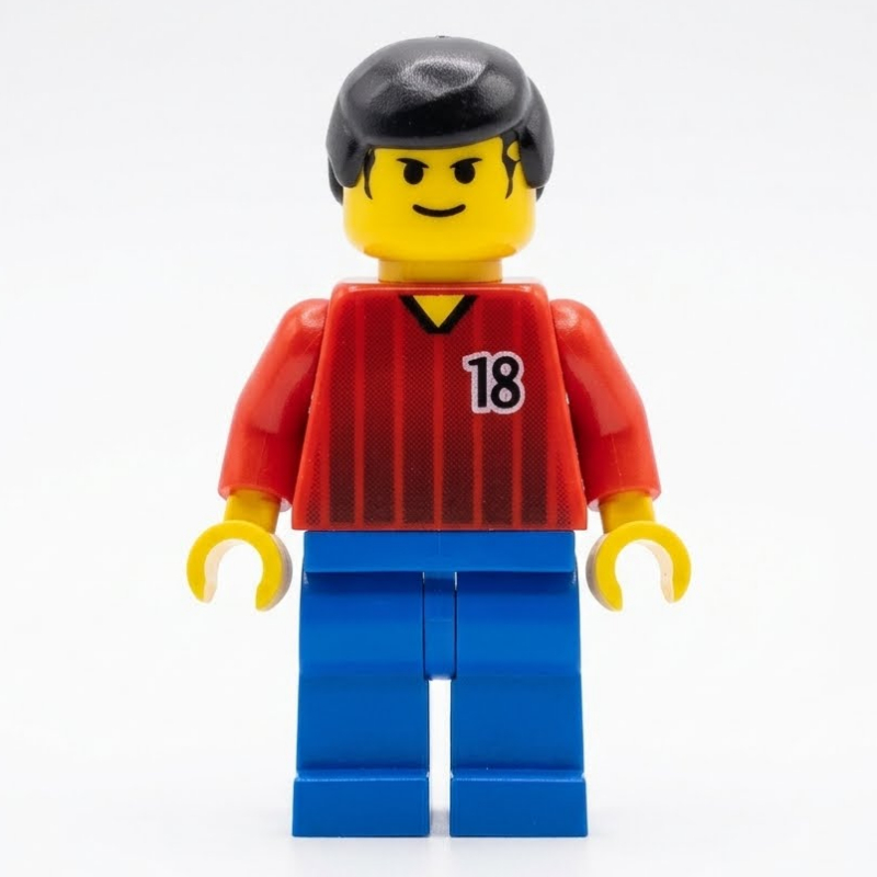 Torse rouge, jambes bleues, #18 (Soccer Player Red Torso, Blue Legs, #18)