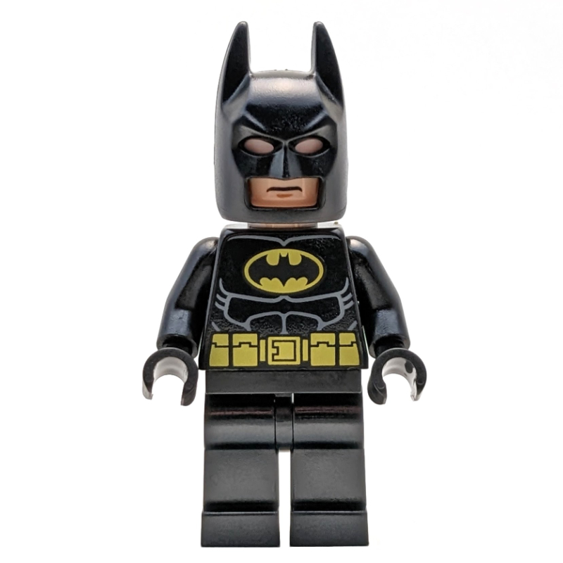 Batman, tenue noire, cagoule noire (Batman, Black Suit, Black Cowl)