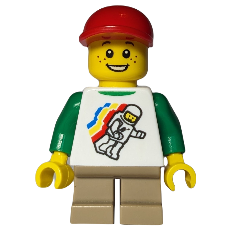Garçon, flottant homme de l'espace classique sur la chemise, courtes jambes beige, casquette rouge (Boy, Floating Classic Spaceman on Shirt, Short Tan Legs, Red Cap)