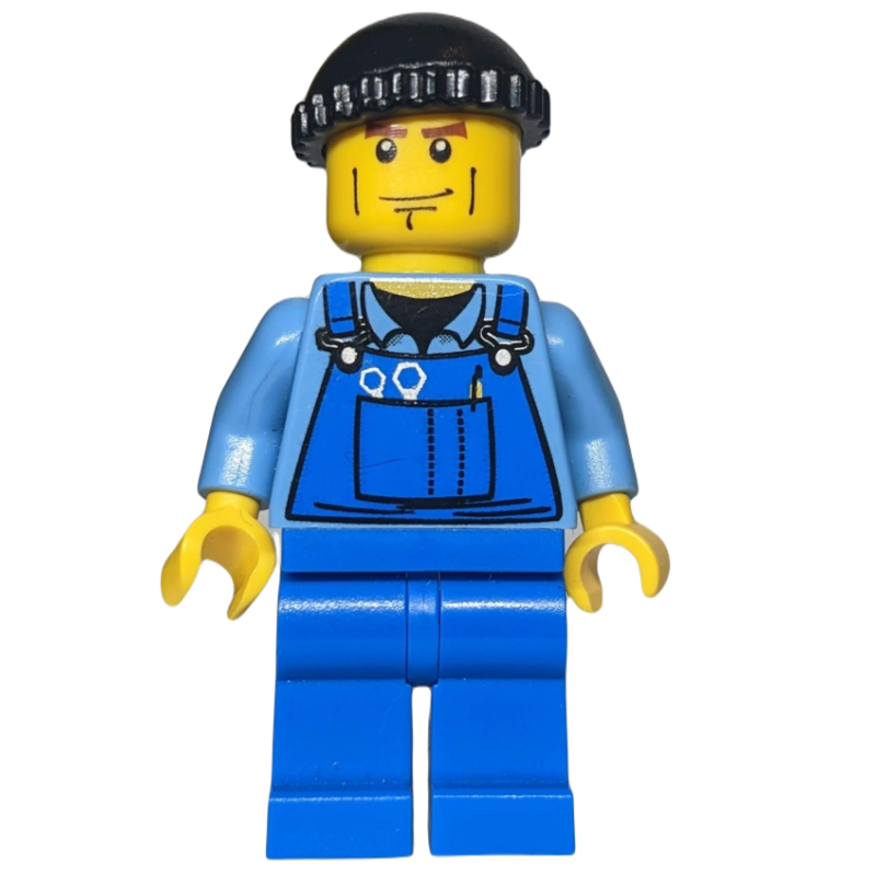 Homme, salopette bleue sur chemise, jambes bleues, chapeau noir, traits sur les joues (Man, Blue Overalls over Shirt, Blue Legs, Black Hat, Cheek Lines)