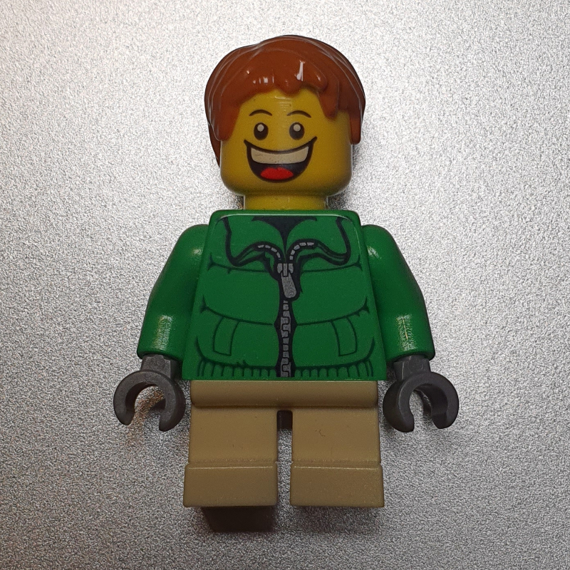 Garçon, veste verte, courtes jambes beige, cheveux orange foncé (Boy, Green Jacket, Short Tan Legs, Dark Orange Hair)