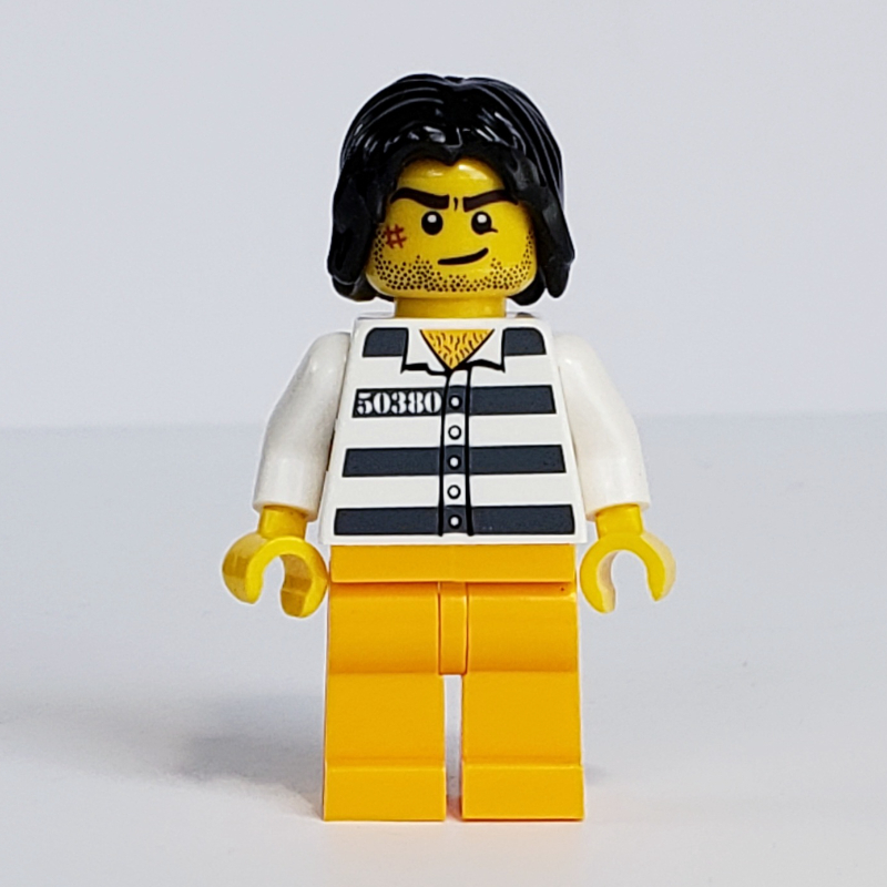Bandit, chemise de prison avec # 50380, jambes orange clair vif, cheveux noirs (Criminal, Prison Shirt with #50380, Bright Light Orange Legs, Black Hair)