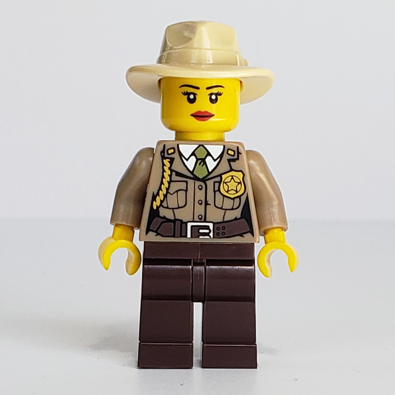 Police des marais / ranger, femme, chapeau de campagne beige, jambes brun foncé (Swamp Police / Ranger, Woman, Tan Campaign Hat, Dark Brown Legs)