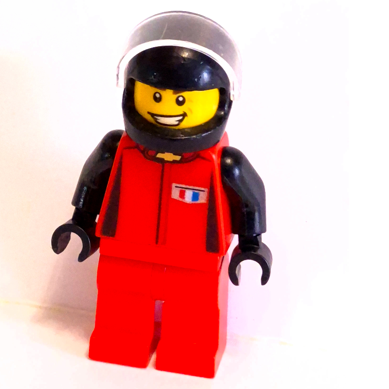 Pilote de course, torse rouge, jambes rouges, casque noir, chevrolet (Race Driver, Red Torso, Red Legs, Black Helmet, Chevrolet)