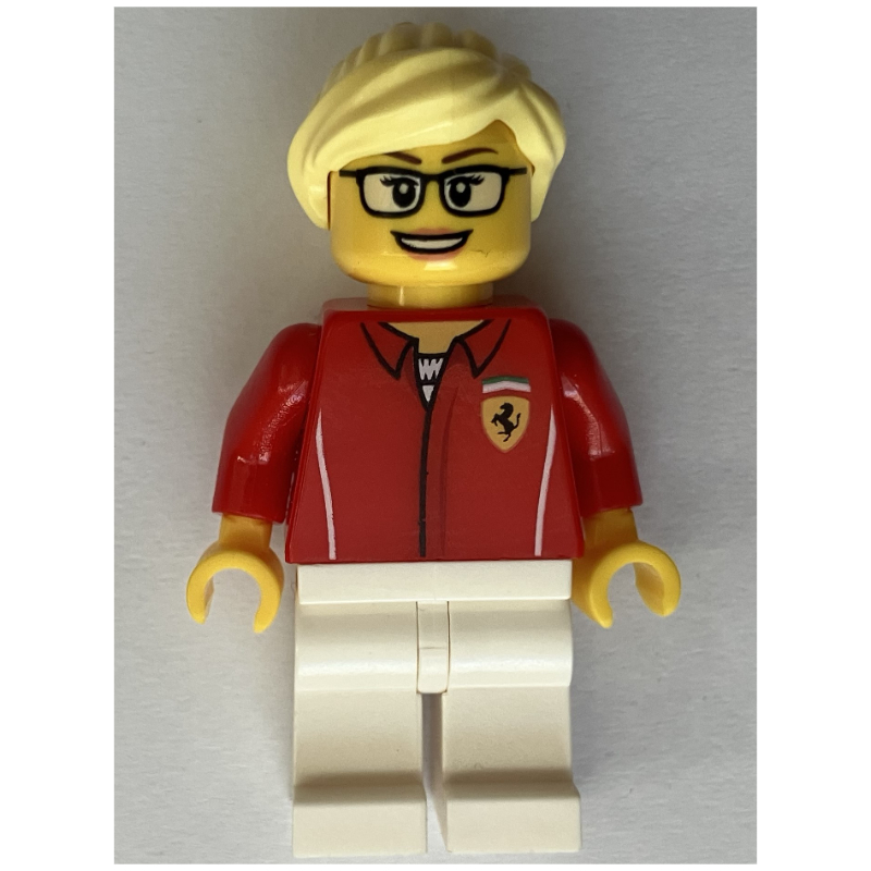 Ingénieur, ferrari, femme (Engineer, Ferrari, Female)