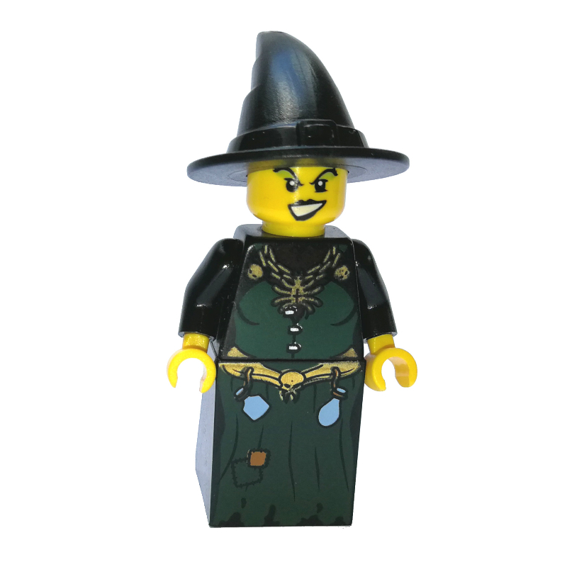 Sorcière, robe vert foncé avec collier d'araignée et bouteilles, chapeau noir (Witch, Dark Green Dress with Spider Necklace and Bottles, Black Hat)