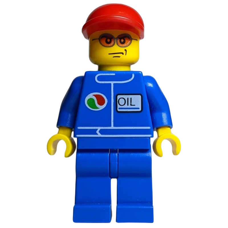 Pilote de course, combinaison bleue avec logo Octan, casquette rouge, lunettes de soleil orange (Racer, Blue Jumpsuit with Octan Logo, Red Cap, Orange Sunglasses)
