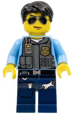 Policier, gilet gris bleuté foncé avec radio, badge et pochettes sur chemise bleu moyen, cheveux noirs, lunettes de soleil (Policeman, Dark Bluish Gray Vest with Radio, Badge and Pouches over Medium Blue Shirt, Black Hair, Sunglasses)