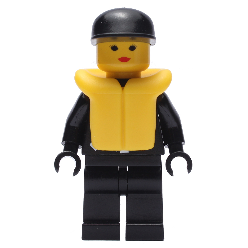 Policière, veste noire avec fermeture éclair et badge, casquette noire, gilet de sauvetage jaune (Policewoman, Black Jacket with Zipper and Badge, Black Cap, Yellow Life Vest)