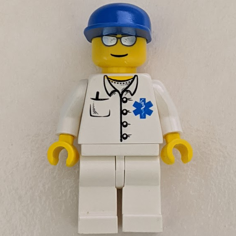 Médecin, chemise blanche avec logo étoile de la vie, casquette bleue, lunettes de soleil argentées (Doctor, White Shirt with Star of Life Logo, Blue Cap, Silver Sunglasses)