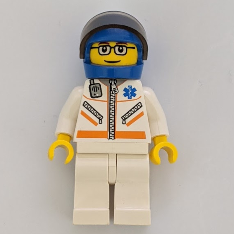 Secouriste, veste blanche avec fermeture éclair, radio et étoile de la vie, casque bleu avec visière, lunettes (Paramedic, White Jacket with Zipper, Radio and Star of Life, Blue Helmet with Visor, Glasses)