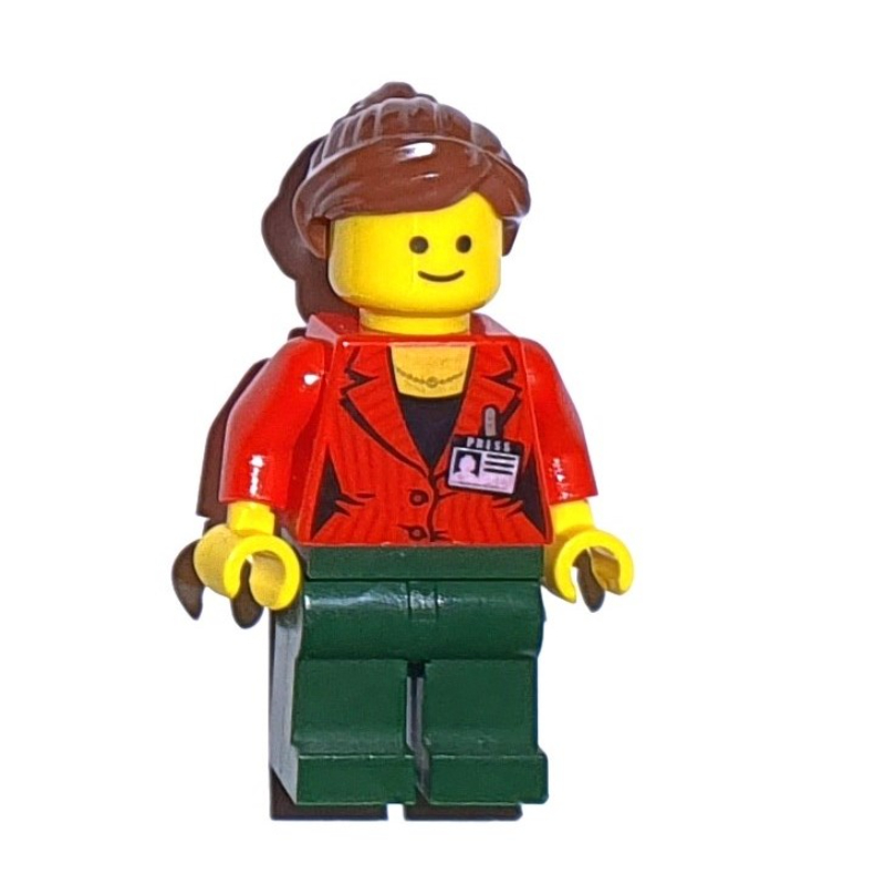 Torse rouge, jambes vert foncé, cheveux brun rougeâtre (Red Torso, Dark Green Legs, Reddish Brown Hair)