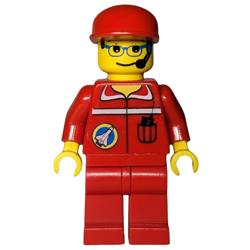 Équipage au sol du port spatial, combinaison rouge, casquette rouge, micro-casque et lunettes (Space Port Ground Crew, Red Jumpsuit, Red Cap, Headset and Glasses)