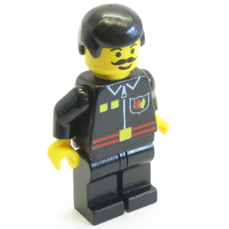 Pompier, veste de feu noir avec ceinture rouge et badge, cheveux noirs, moustache (Fireman, Black Fire Jacket with Red Belt and Badge, Black Hair, Moustache)