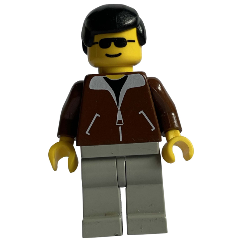 Homme, veste marron, jambes gris clair, cheveux noirs, lunettes de soleil (Man, Brown Jacket, Light Gray Legs, Black Hair, Sunglasses)