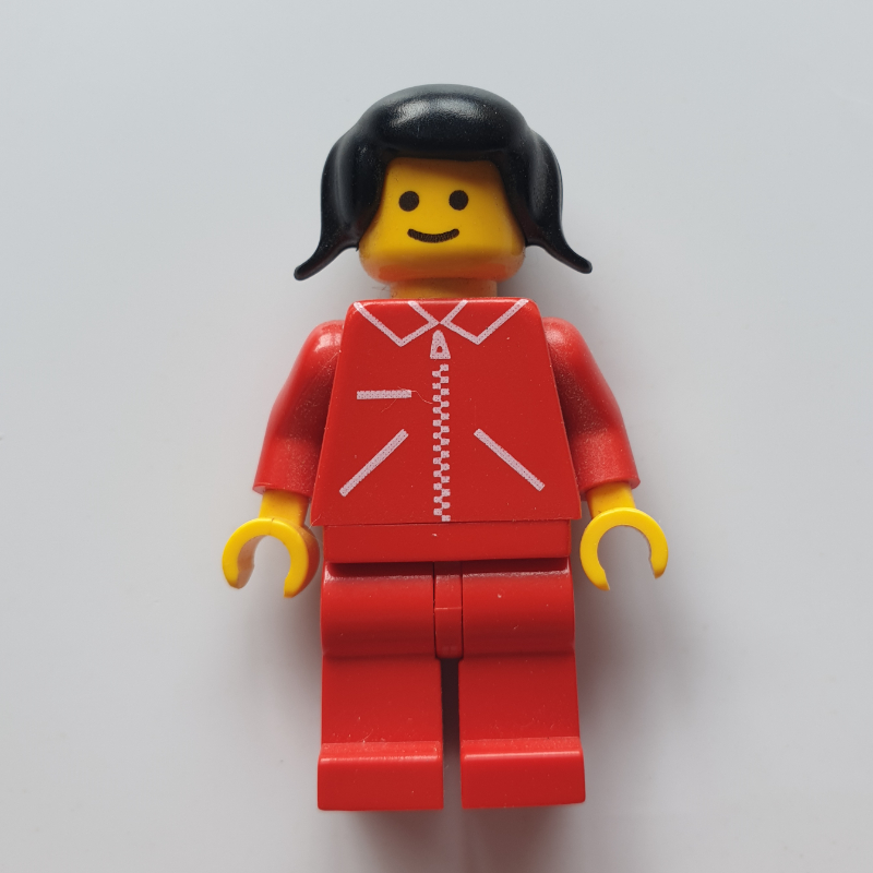 Femme, veste rouge avec fermeture éclair et poches, jambes rouges, cheveux noirs (Woman, Red Jacket with Zipper and Pockets, Red Legs, Black Hair)