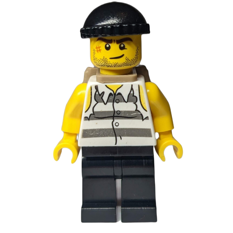 Bandit, déchiré chemise de prison, jambes noires, chapeau noir, sac à dos beige foncé, barbe naissante et cicatrice (Criminal, Torn Prison Shirt, Black Legs, Black Hat, Dark Tan Backpack, Stubble and Scar)