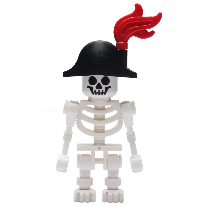 Squelette, visage standard, chapeau bicorne avec plume rouge (Skeleton, Standard Face, Bicorne Hat with Red Plume)