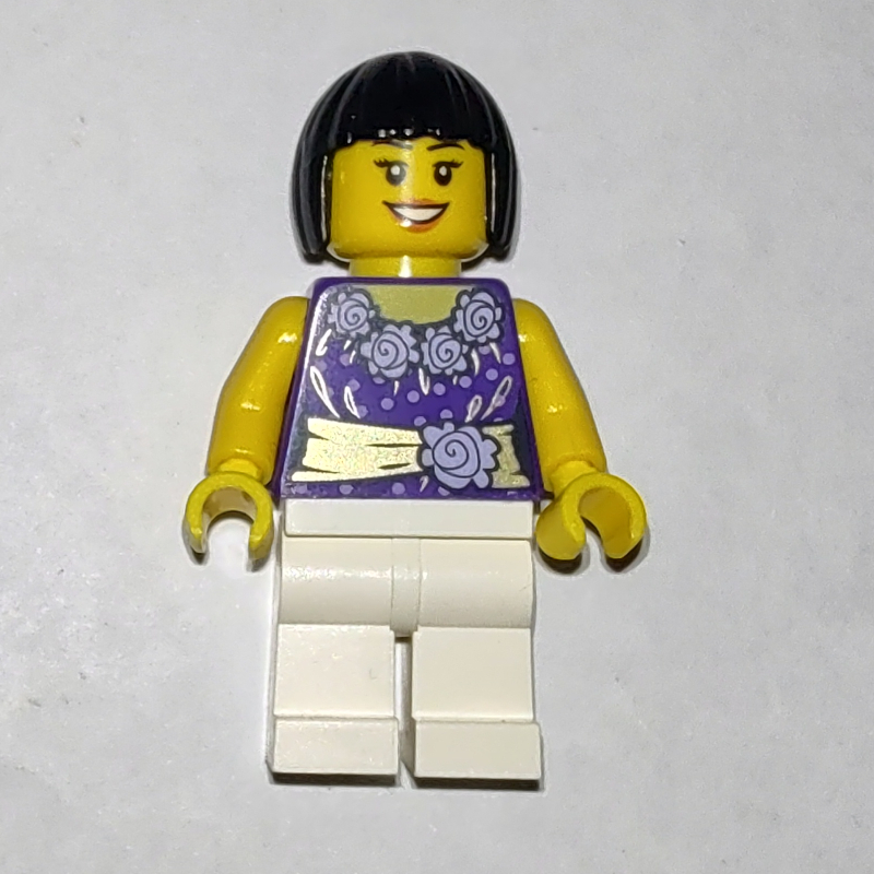 Torse violet foncé, jambes blanches, cheveux noirs (Dark Purple Torso, White Legs, Black Hair)