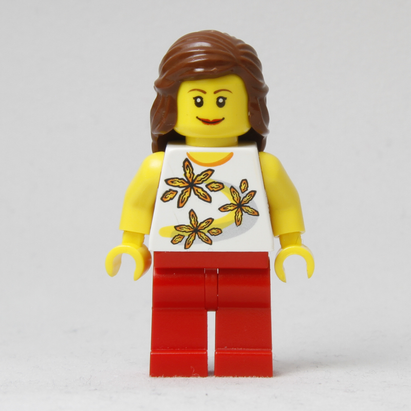 Torse blanc, jambes rouges, cheveux brun rougeâtre (White Torso, Red Legs, Reddish Brown Hair)