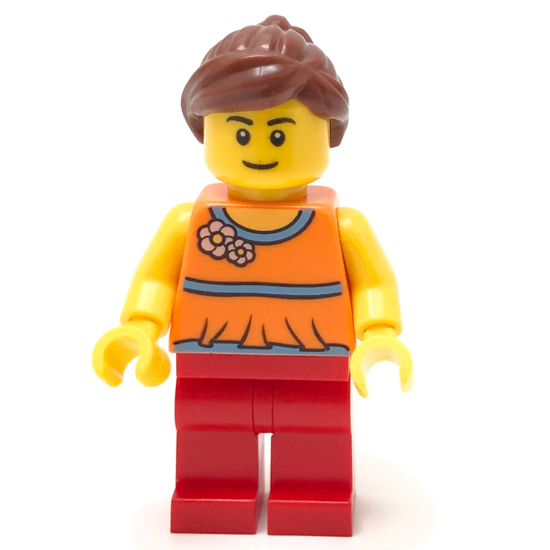 Torse orange, jambes rouges, cheveux brun rougeâtre (Orange Torso, Red Legs, Reddish Brown Hair)