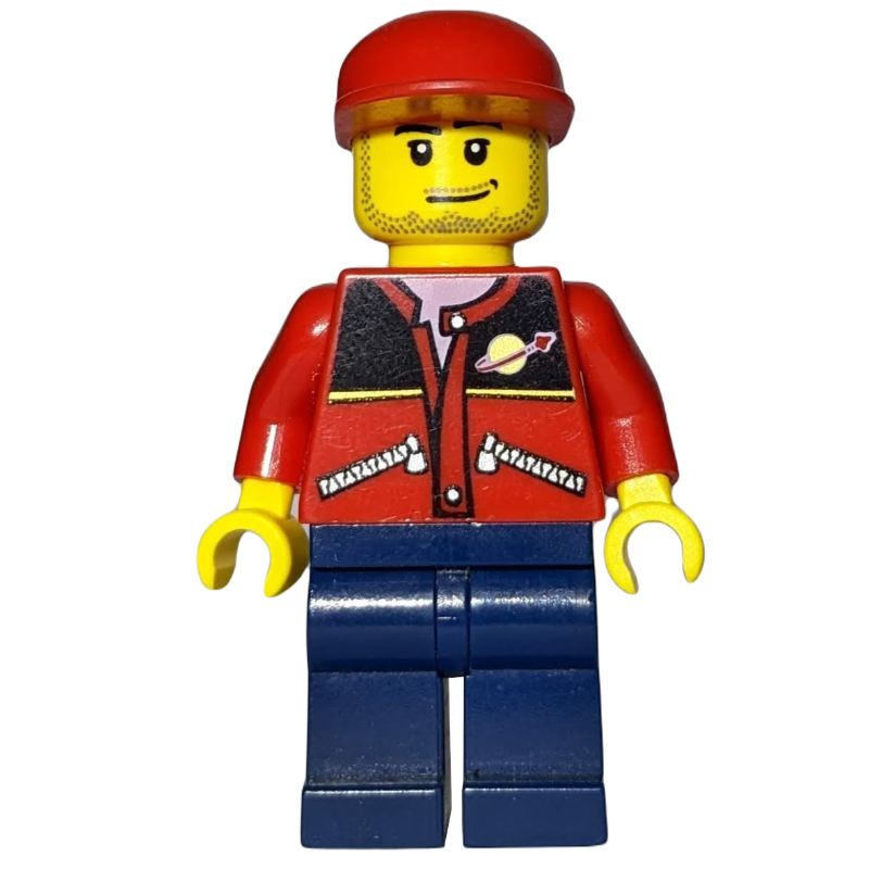 Homme, veste rouge avec logo de l'espace classique, casquette rouge, barbe naissante (Man, Red Jacket with Classic Space Logo, Red Cap, Stubble)
