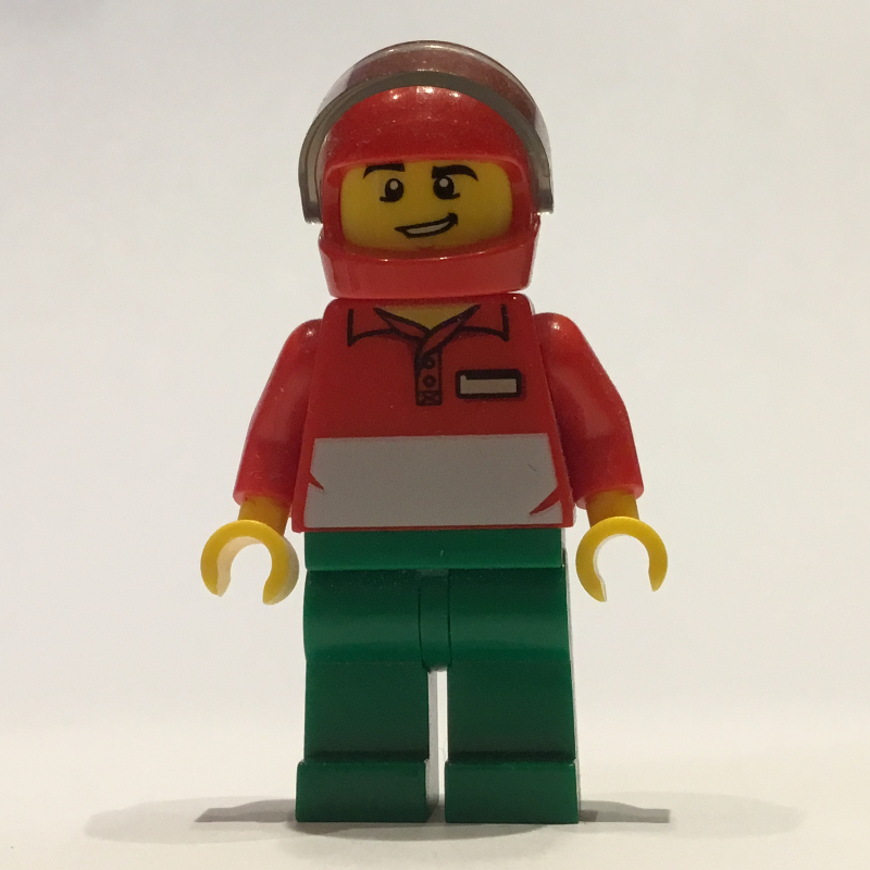 Livreur de pizza, polo rouge et blanc, jambes vertes, casque rouge avec visière (Pizza Delivery Man, Red and White Polo Shirt, Green Legs, Red Helmet with Visor)