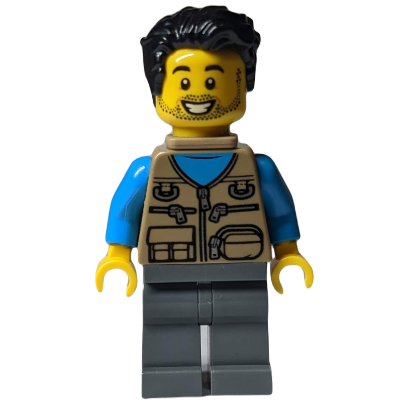 Homme, veste beige foncé avec fermetures éclair et pochettes, cheveux noirs, porte-bébé, barbe naissante (Man, Dark Tan Vest with Zippers and Pouches, Black Hair, Baby Carrier, Stubble)