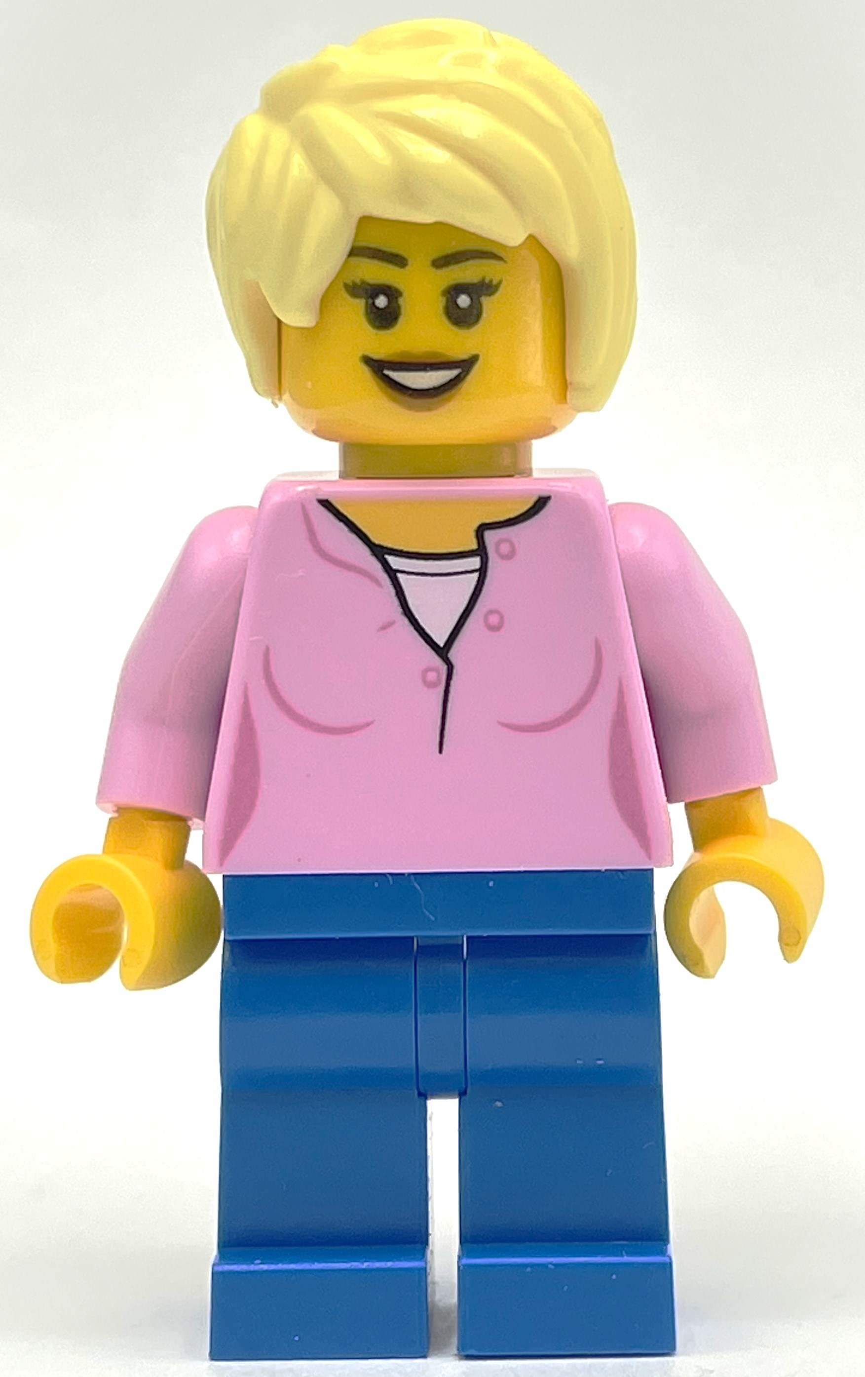Femme, haut rose vif, jambes bleues, cheveux jaune clair vif (Woman, Bright Pink Top, Blue Legs, Bright Light Yellow Hair)