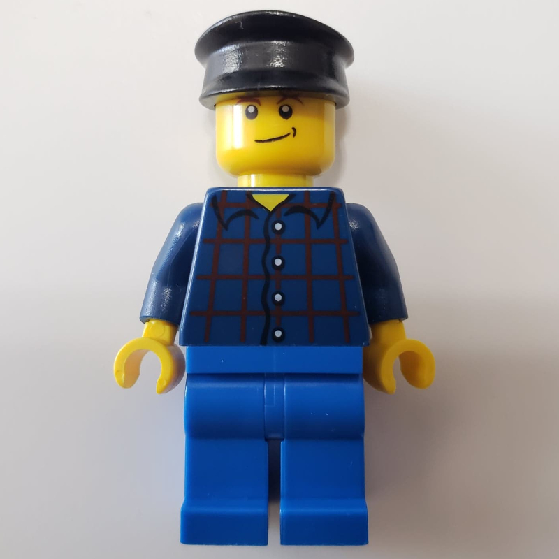Homme, chemise à carreaux bleu foncé, jambes bleues, chapeau noir (Man, Dark Blue Plaid Shirt, Blue Legs, Black Hat)