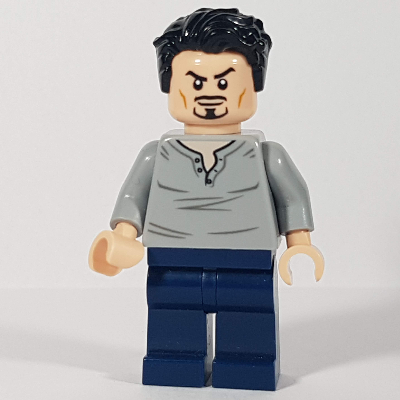 Tony Stark — chemise gris bleuté clair (Tony Stark - Light Bluish Grey Shirt)