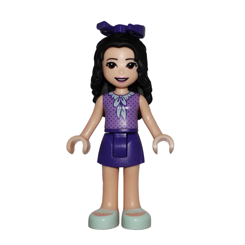 Emma - haut moyen en pointillé de lavande, jupe violet foncé, arc (Emma - Medium Lavender Dotted Top, Dark Purple Skirt, Bow)