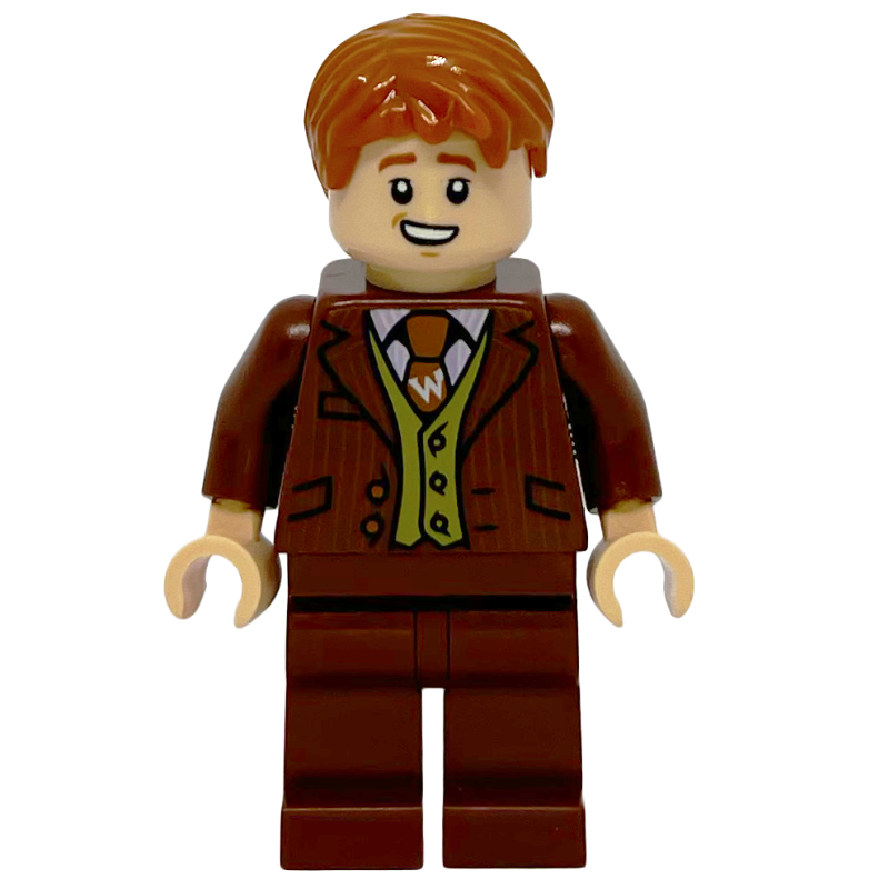 George Weasley en costume brun rougeâtre, cravate orange foncé (George Weasley in Reddish Brown Suit, Dark Orange Tie)
