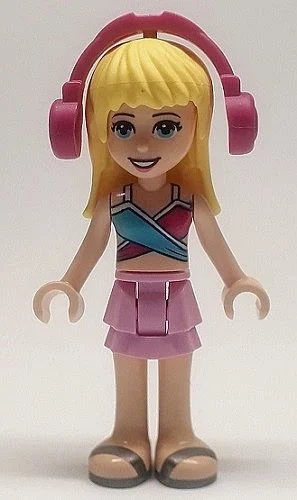Stephanie — bikini bleu moyen/violet foncé, jupe rose vif, casque magenta (Stephanie - Medium Blue/Dark Purple Bikini, Bright Pink Skirt, Magenta Headphones)